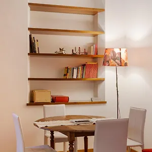 Appartamento Restayled Chic Apartement- Via Ozieri Italia